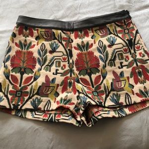 High waisted, M, Billy by Flying Tomato shorts